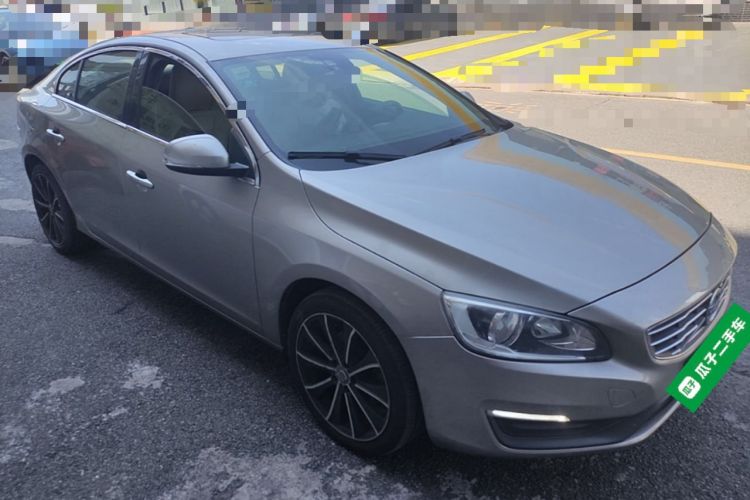Used Volvo S60 2015 S60L 2.0T Smart Drive Edition Front Right 45 Deg