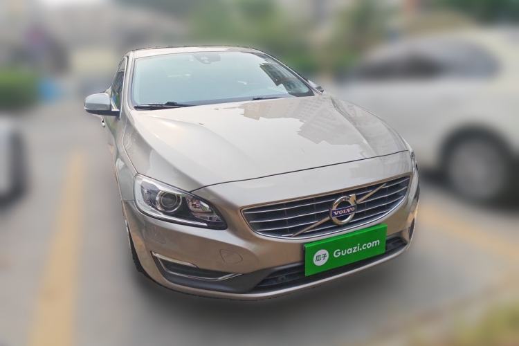 Used Volvo S60 2015 S60L T5 Intelligent Drive Edition Front Right 45 Deg