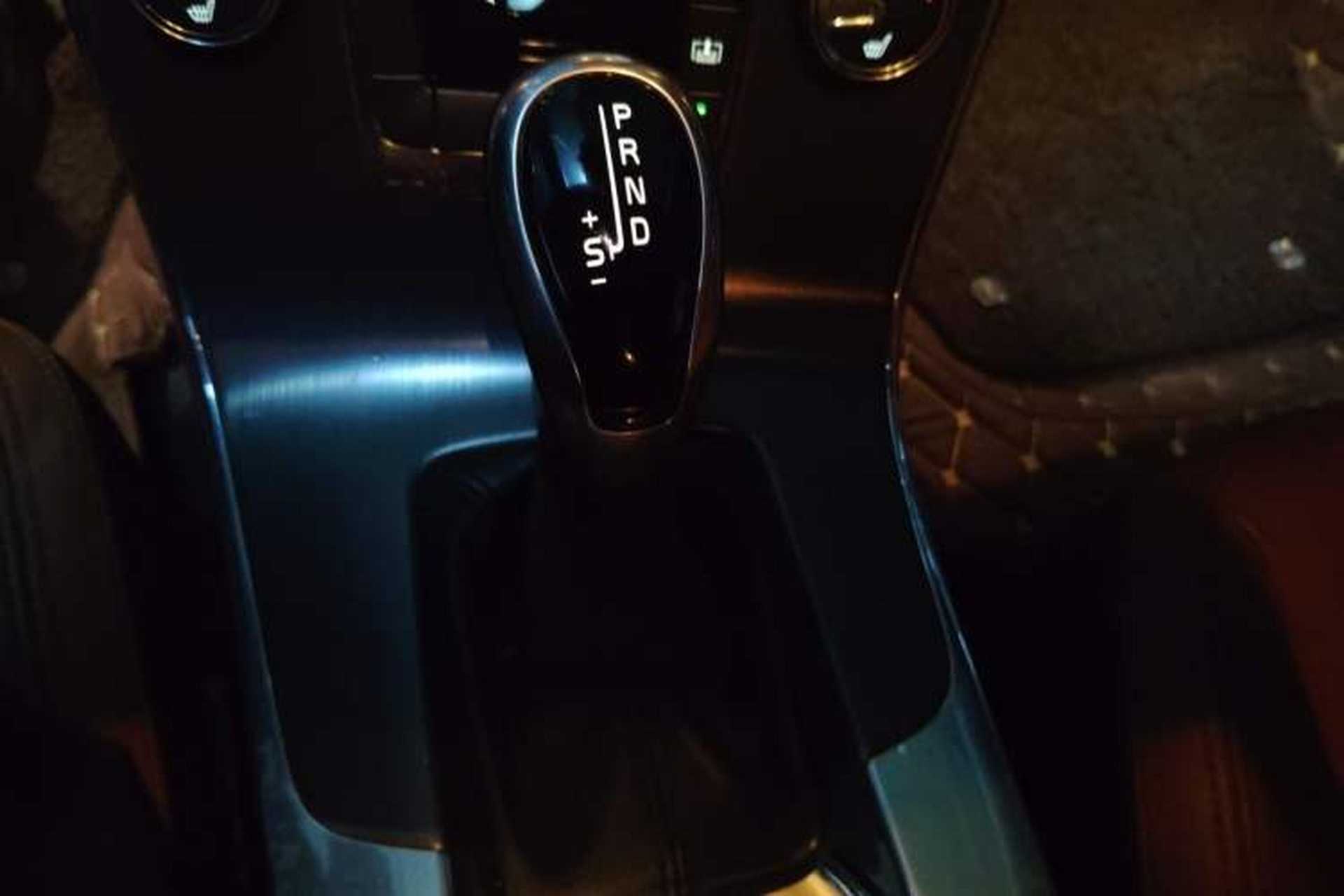 Used Volvo S60 2015 S60L T5 Intelligent Drive Edition Gear Lever