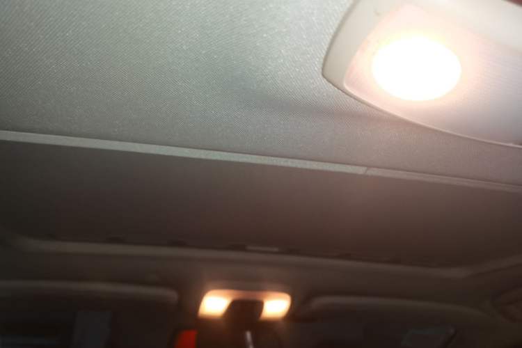 Used Volvo S60 2015 S60L 2.0T Zhiyuan Edition Headliner