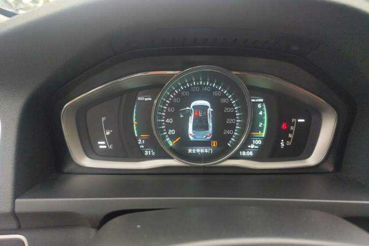 Used Volvo S60 2015 S60L T5 Intelligent Drive Edition Instrument Cluster