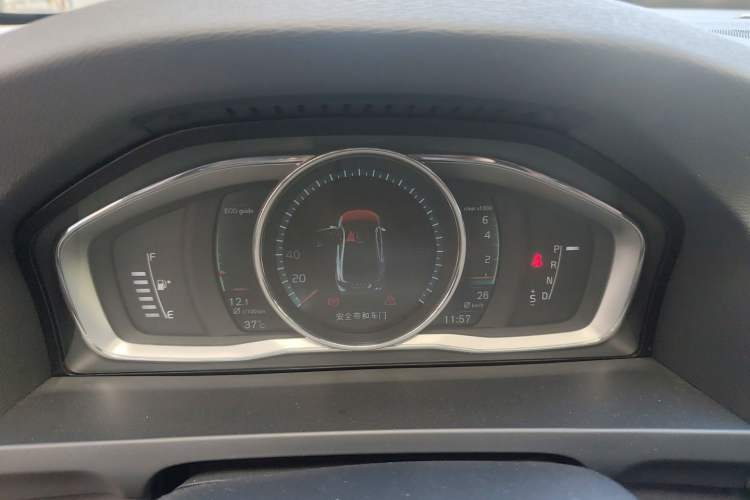 Used Volvo S60 2015 S60L T5 Intelligent Drive Edition Instrument Cluster