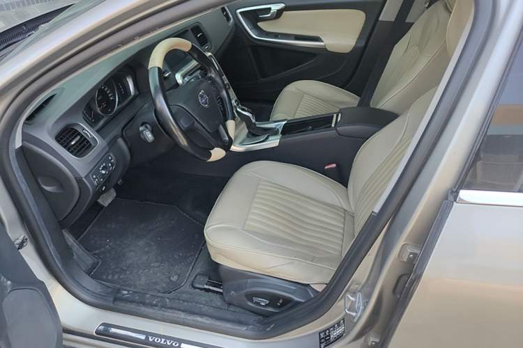 Used Volvo S60 2015 S60L 2.0T Smart Drive Edition Left Front Seat