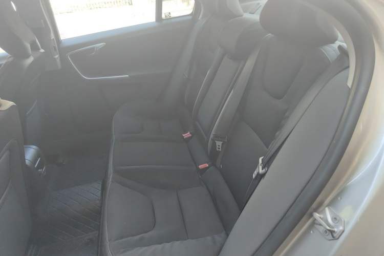Used Volvo S60 2015 S60L 2.0T Smart Drive Edition Left Rear Seat