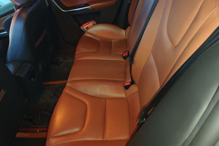 Used Volvo S60 2015 S60L 2.0T Zhiyuan Edition Left Rear Seat