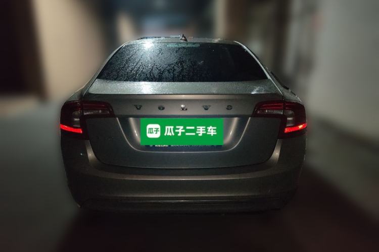 Used Volvo S60 2015 S60L 2.0T Zhiyuan Edition Rear