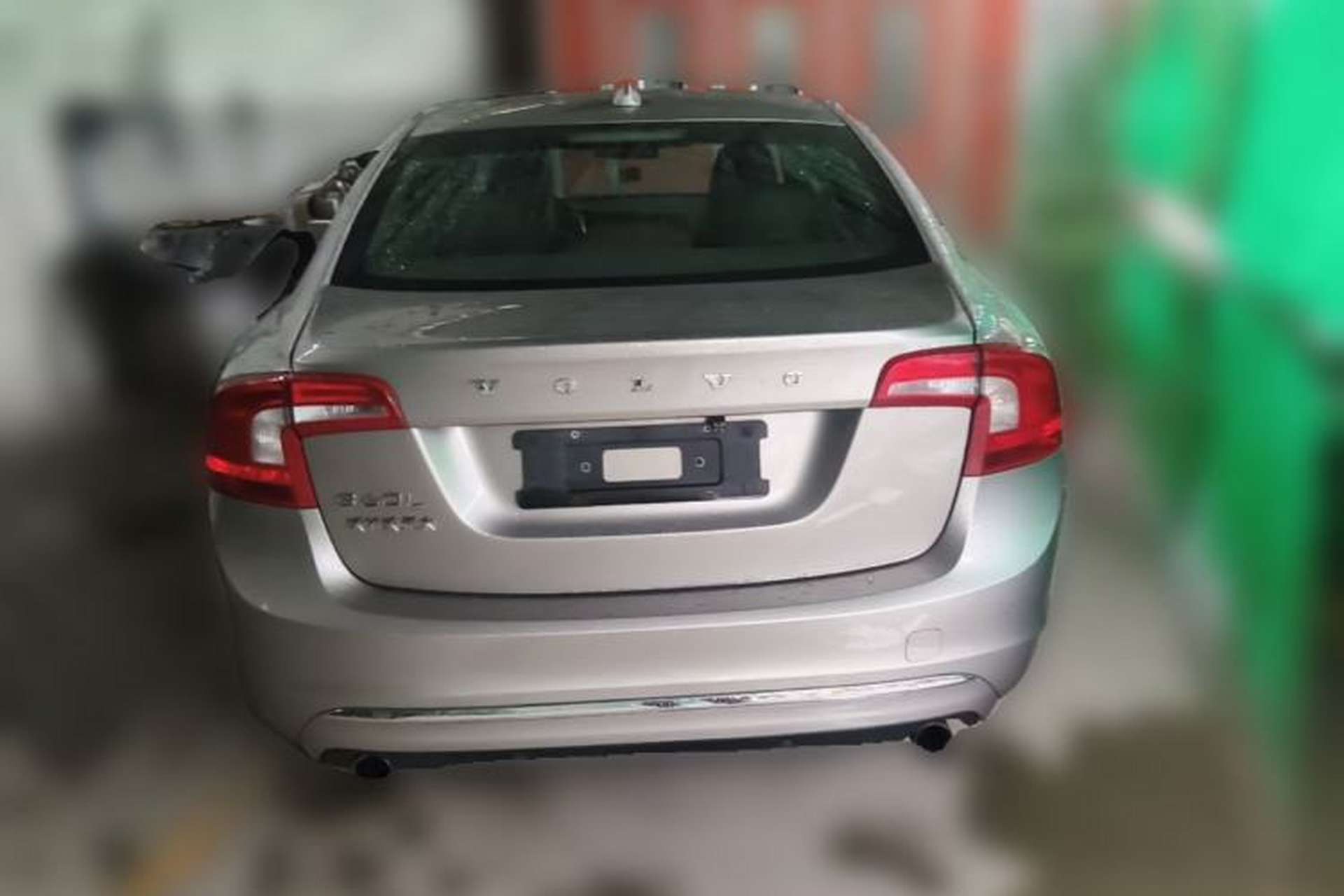 Used Volvo S60 2015 S60L 2.0T Zhiyuan Edition Rear