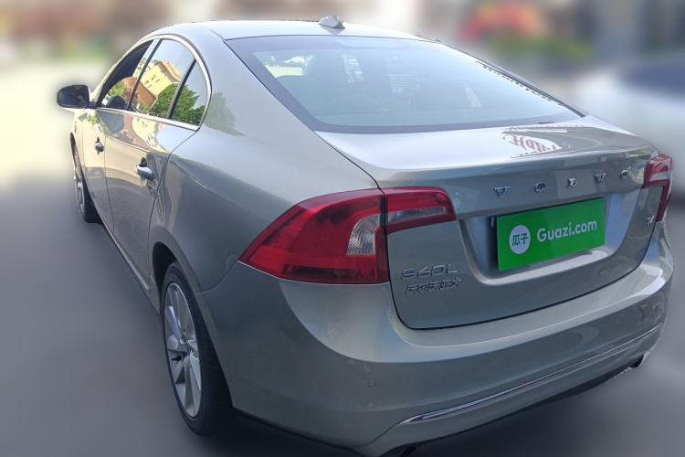 Used Volvo S60 2015 S60L 2.0T Zhiyuan Edition Rear Left 45 Deg