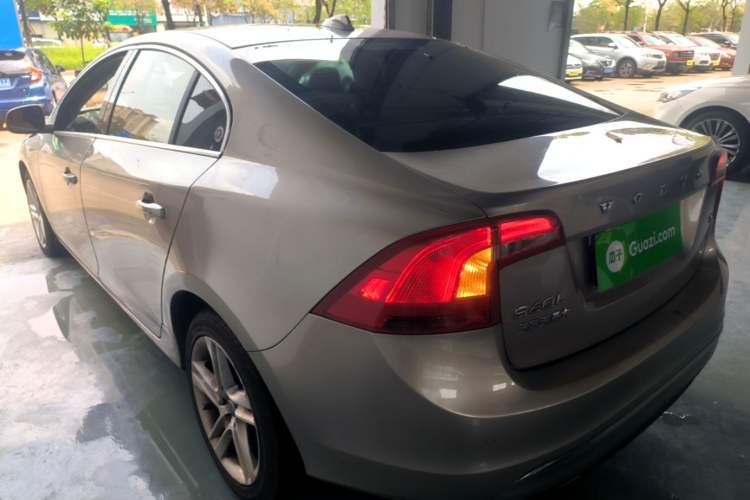Used Volvo S60 2015 S60L T5 Intelligent Drive Edition Rear Left 45 Deg