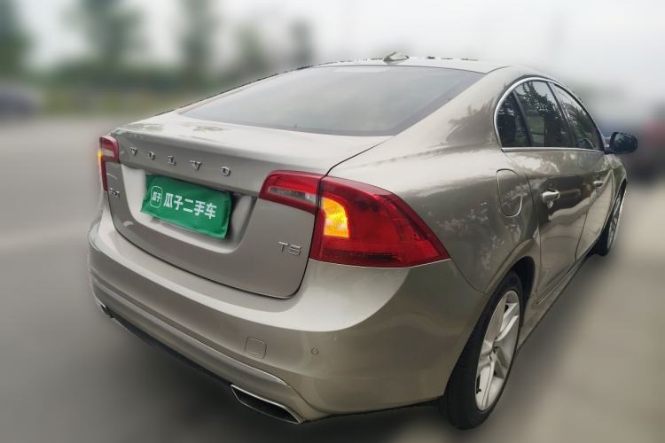Used Volvo S60 2015 S60L T5 Intelligent Drive Edition Rear Right 45 Deg