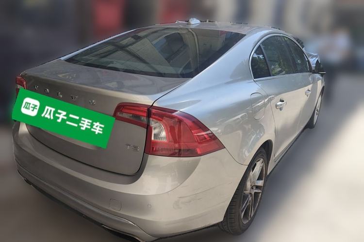 Used Volvo S60 2015 S60L T5 Intelligent Drive Edition Rear Right 45 Deg