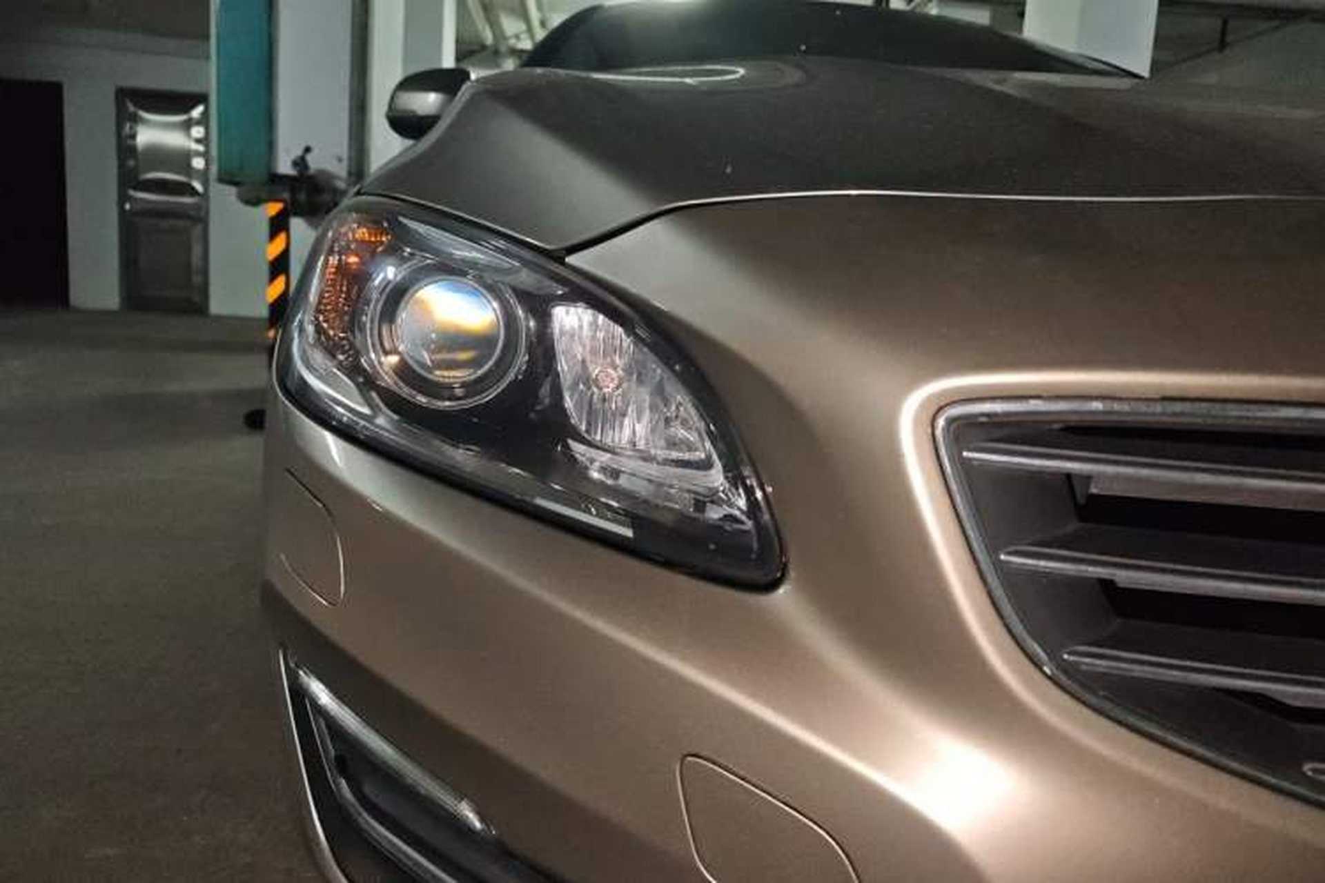 Used Volvo S60 2015 S60L T5 Intelligent Drive Edition Right Front Headlight