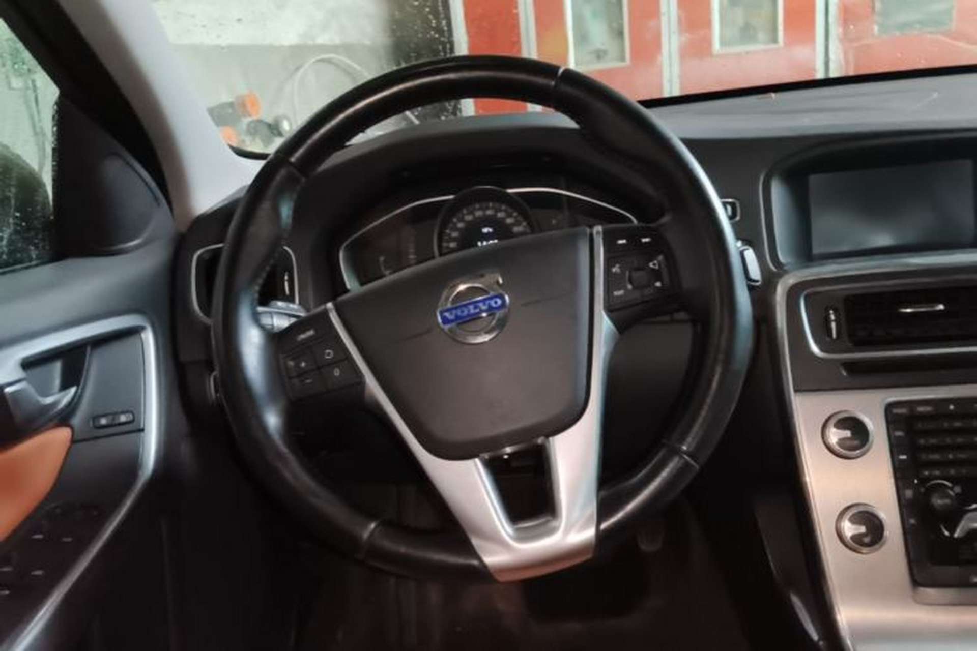 Used Volvo S60 2015 S60L 2.0T Zhiyuan Edition Steering Wheel