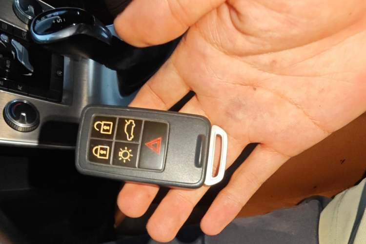 Used Volvo S60 2015 S60L 2.0T Smart Drive Edition Vehicle Key