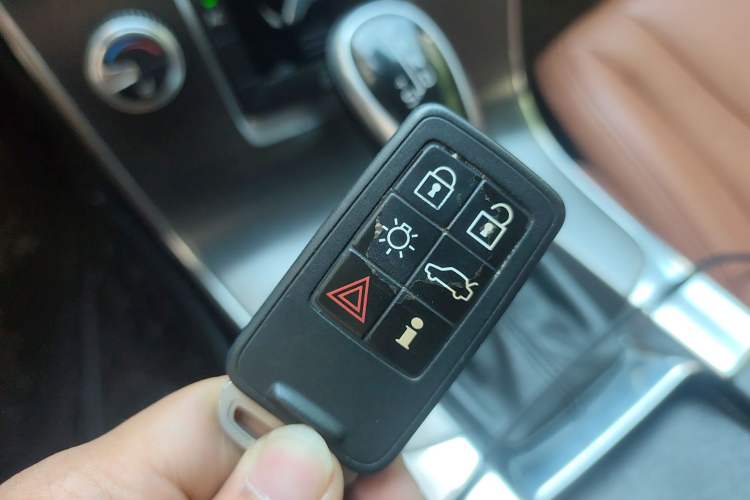 Used Volvo S60 2015 S60L T5 Intelligent Drive Edition Vehicle Key