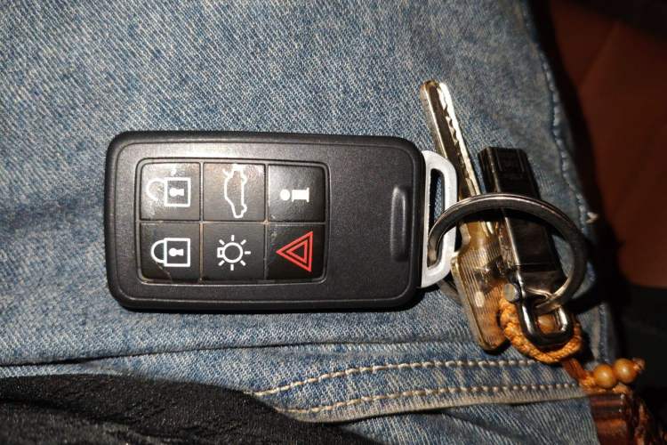 Used Volvo S60 2015 S60L T5 Intelligent Drive Edition Vehicle Key