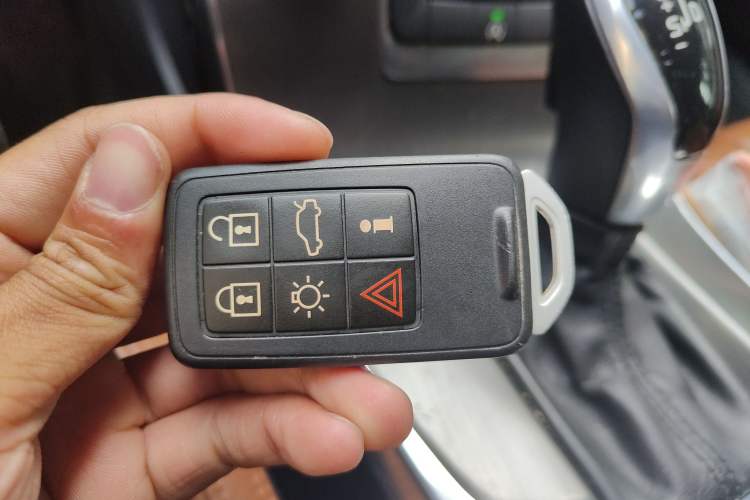 Used Volvo S60 2015 S60L T5 Intelligent Drive Edition Vehicle Key