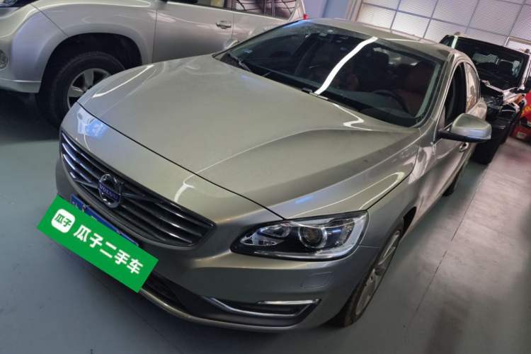 Used Volvo S60 2015 S60L 2.0T Zhiyuan Edition Guazi used car, China used car export, Used car for sale, Used cars, Cheapest cars for sale