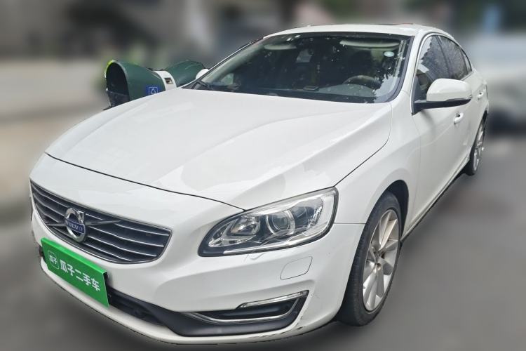 Used Volvo S60 2015 S60L 2.0T Zhiyuan Edition Guazi used car, China used car export, Used car for sale, Used Volvo cars, Cheapest cars for sale