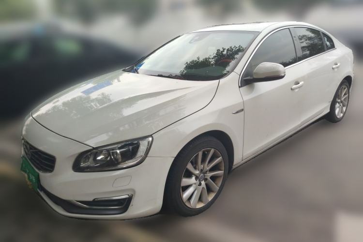 Used Volvo S60 2015 S60L 2.0T Zhiyuan Edition Guazi used car, China used car export, Used car for sale, Used Volvo cars, Cheapest cars for sale