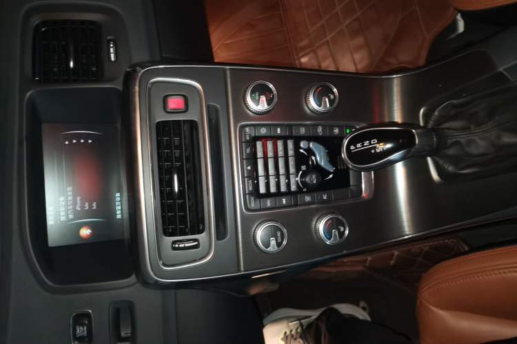 Used Volvo S60 2015 S60L T5 Intelligent Drive Edition Audio And AC Panel