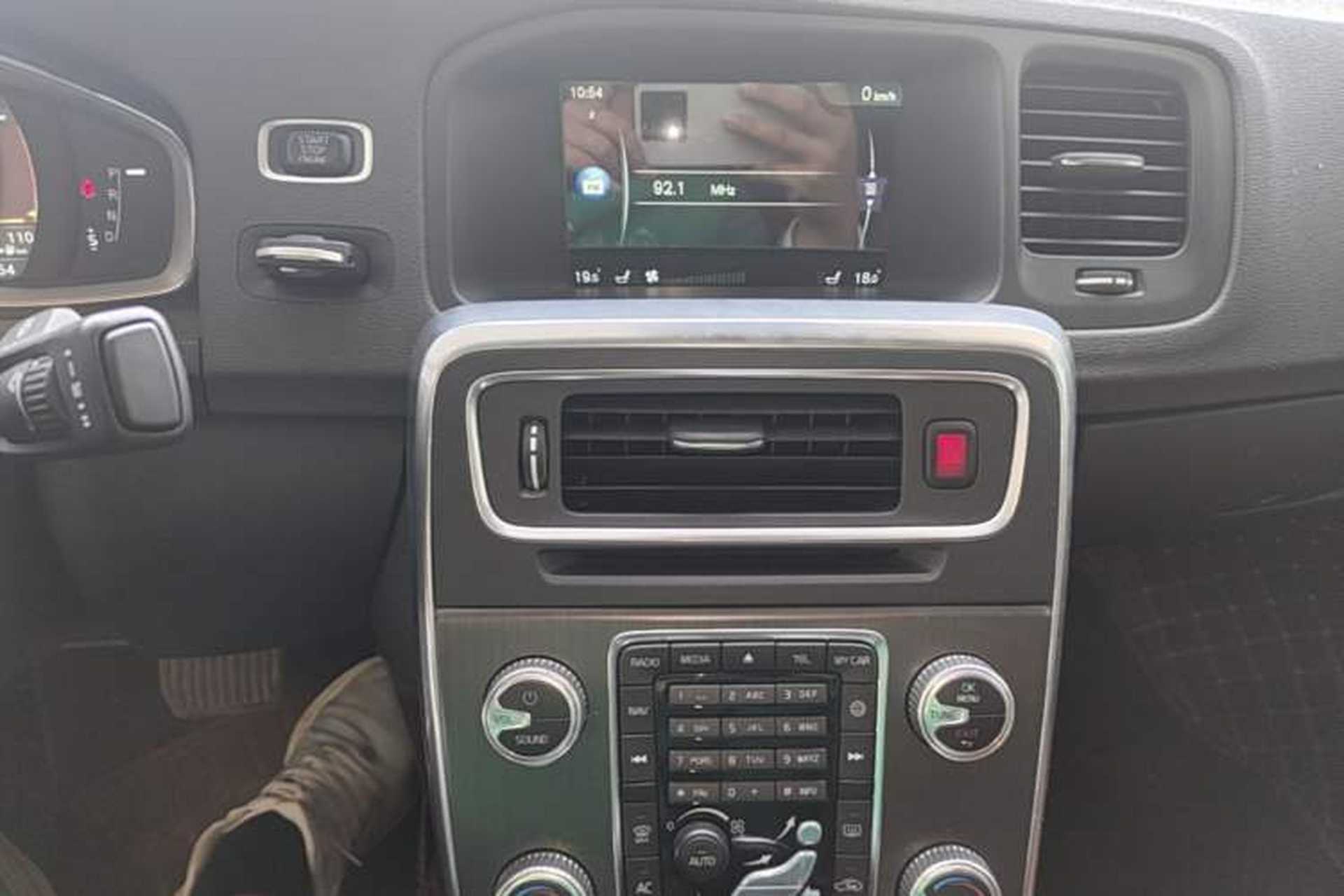 Used Volvo S60 2015 S60L T5 Intelligent Drive Edition Audio And AC Panel