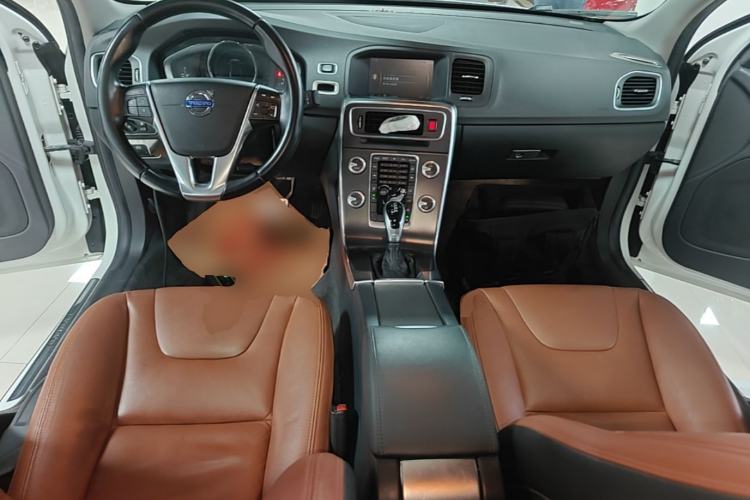 Used Volvo S60 2015 S60L T5 Intelligent Drive Edition Center Console