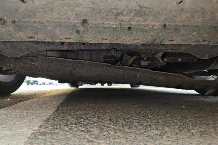 Used Volvo S60 2015 S60L 2.0T Zhiyuan Edition Chassis Front