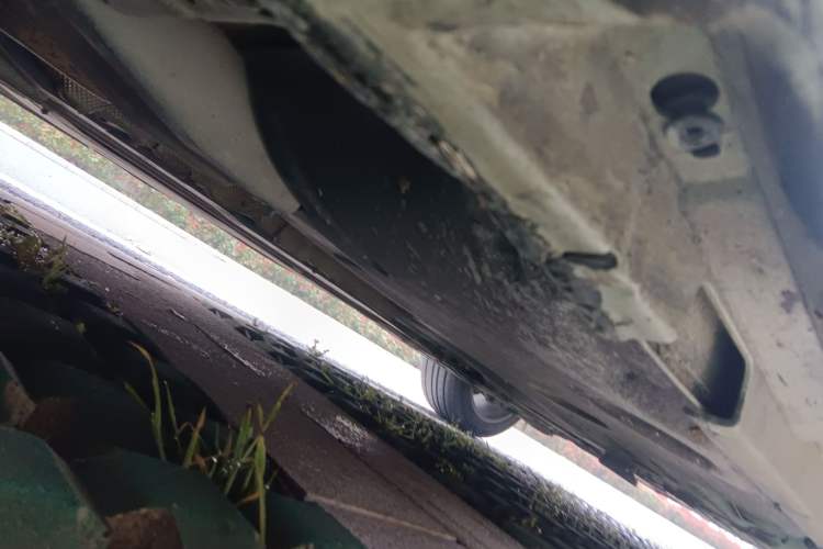 Used Volvo S60 2015 S60L 2.0T Zhiyuan Edition Chassis Front Left