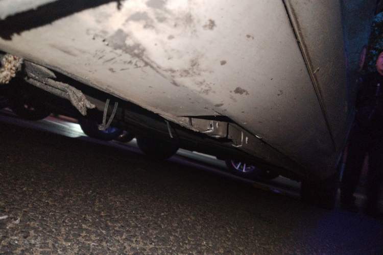 Used Volvo S60 2015 S60L 2.0T Zhiyuan Edition Chassis Front Left
