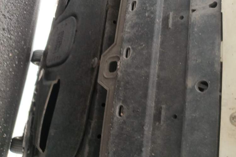 Used Volvo S60 2015 S60L 2.0T Zhiyuan Edition Chassis Front