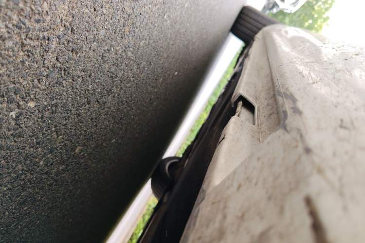 Used Volvo S60 2015 S60L 2.0T Zhiyuan Edition Chassis Front Right