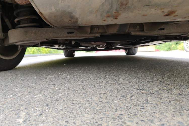 Used Volvo S60 2015 S60L 2.0T Zhiyuan Edition Chassis Rear