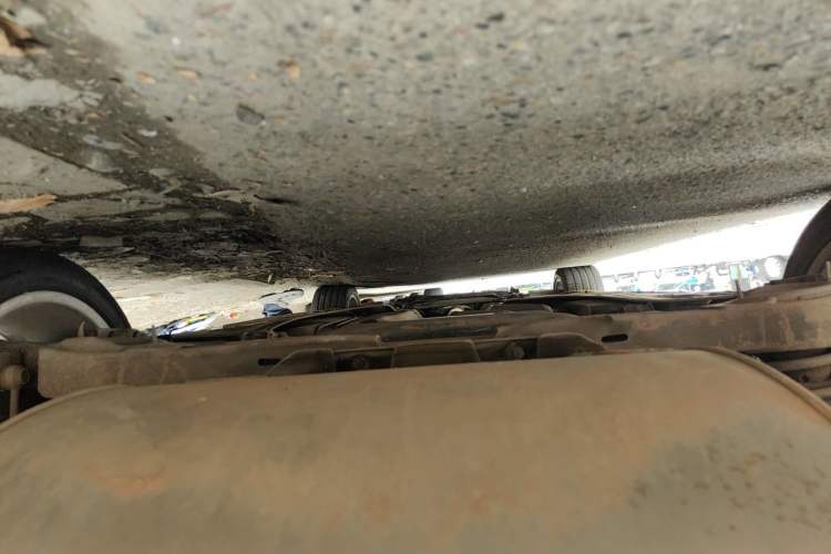 Used Volvo S60 2015 S60L 2.0T Zhiyuan Edition Chassis Rear