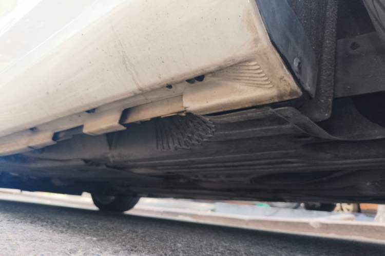 Used Volvo S60 2015 S60L 2.0T Zhiyuan Edition Chassis Rear Left