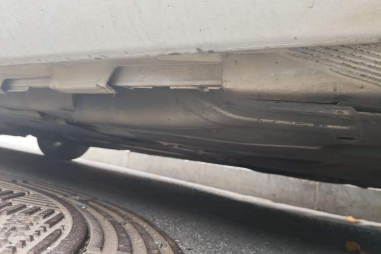 Used Volvo S60 2015 S60L 2.0T Zhiyuan Edition Chassis Rear Left