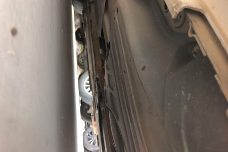 Used Volvo S60 2015 S60L 2.0T Zhiyuan Edition Chassis Rear Left