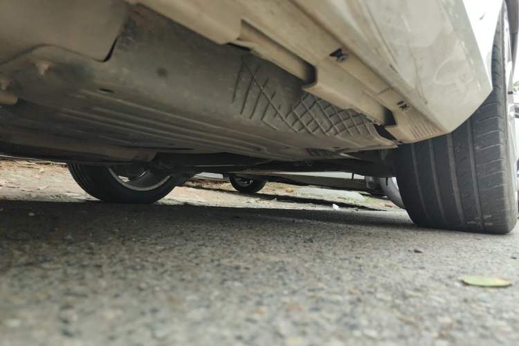 Used Volvo S60 2015 S60L 2.0T Zhiyuan Edition Chassis Rear Left