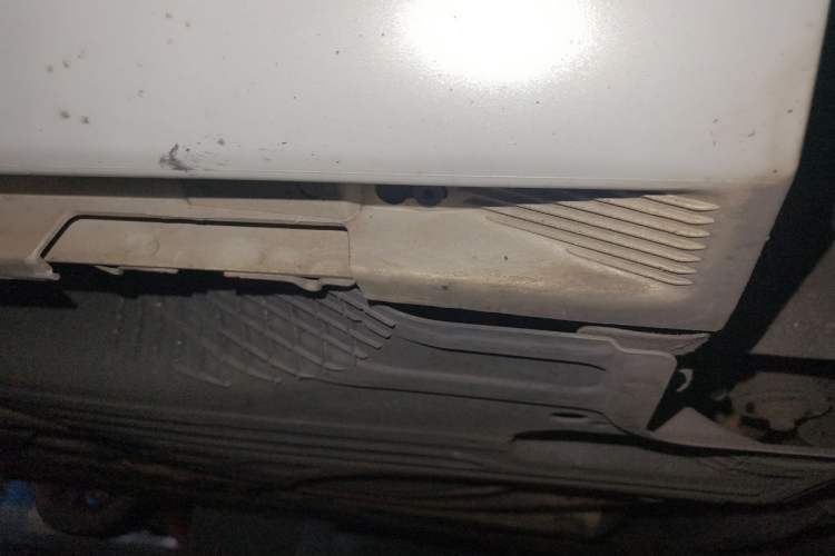 Used Volvo S60 2015 S60L 2.0T Zhiyuan Edition Chassis Rear Left