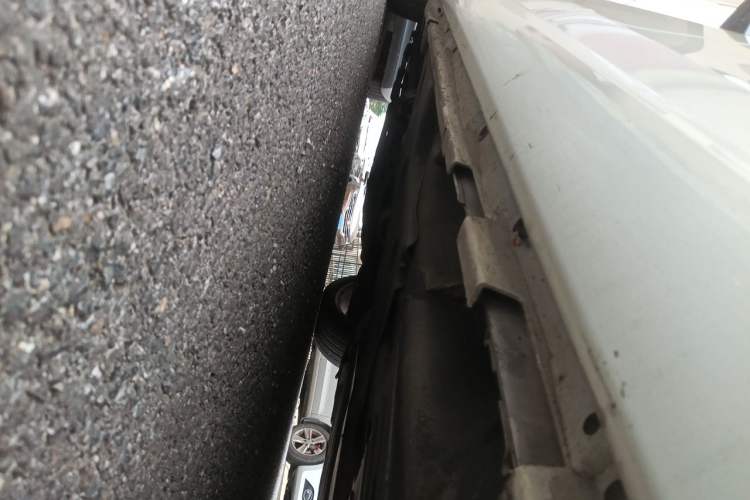 Used Volvo S60 2015 S60L 2.0T Zhiyuan Edition Chassis Rear Left