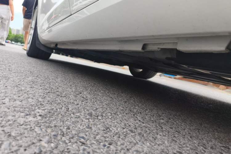 Used Volvo S60 2015 S60L 2.0T Zhiyuan Edition Chassis Rear Left