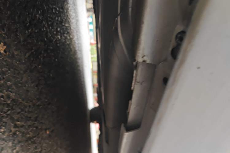Used Volvo S60 2015 S60L 2.0T Zhiyuan Edition Chassis Rear Right