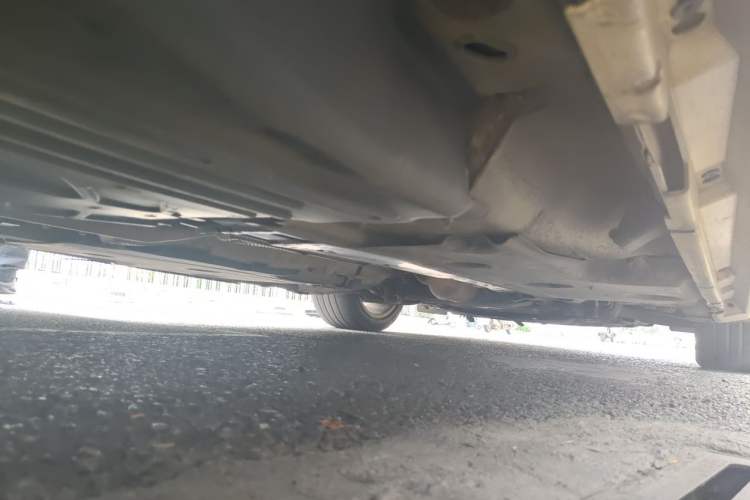 Used Volvo S60 2015 S60L 2.0T Zhiyuan Edition Chassis Rear Right