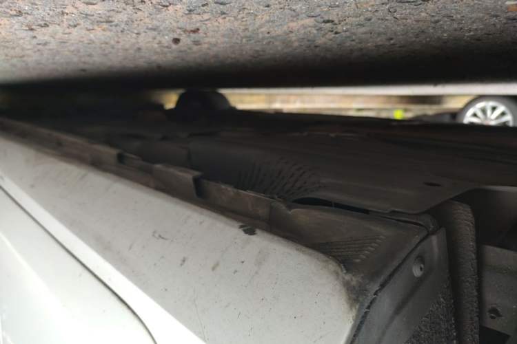 Used Volvo S60 2015 S60L 2.0T Zhiyuan Edition Chassis Rear Right