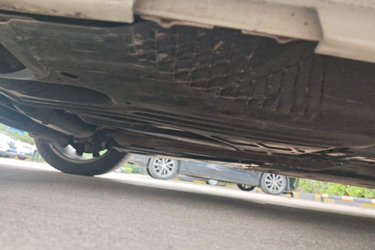 Used Volvo S60 2015 S60L 2.0T Zhiyuan Edition Chassis Rear Right