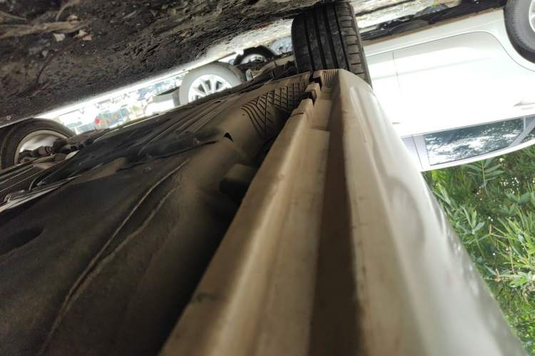 Used Volvo S60 2015 S60L 2.0T Zhiyuan Edition Chassis Rear Right
