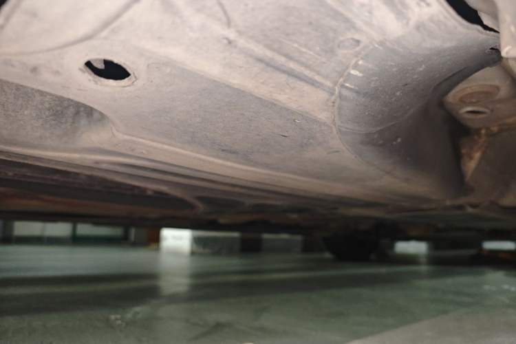 Used Volvo S60 2015 S60L 2.0T Zhiyuan Edition Chassis Rear Right