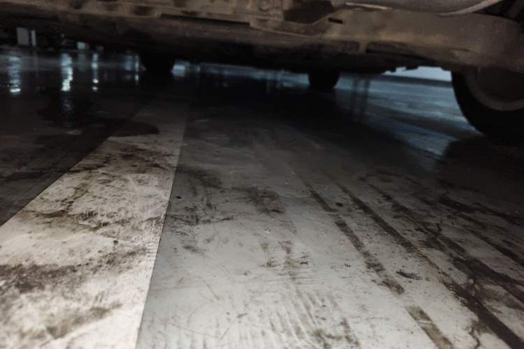 Used Volvo S60 2015 S60L 2.0T Zhiyuan Edition Chassis Rear