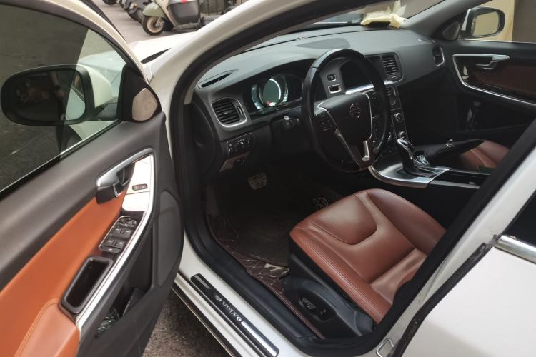 Used Volvo S60 2015 S60L T5 Intelligent Drive Edition Driver Seat