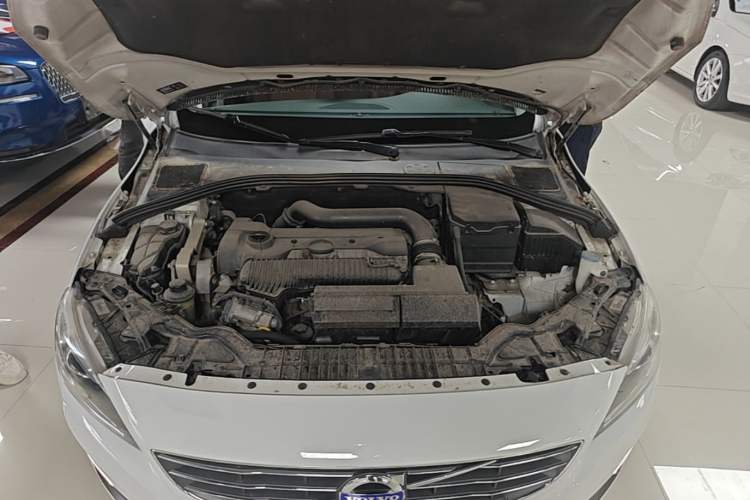 Used Volvo S60 2015 S60L T5 Intelligent Drive Edition Engine Bay